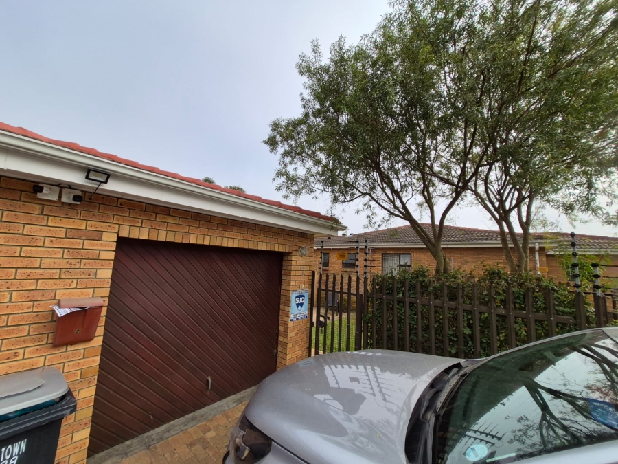 3 Bedroom Property for Sale in Sonstraal Heights Western Cape